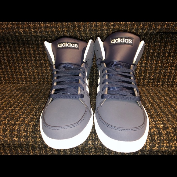 New with Box Adidas VS Hoops Mid - Picture 4 of 7